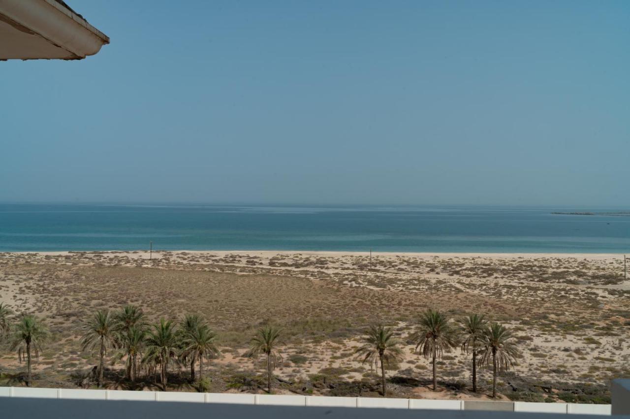 Seabreeze Apartment - Full Seaview Al Hamra Beach Ras al-Khaimah Exterior foto